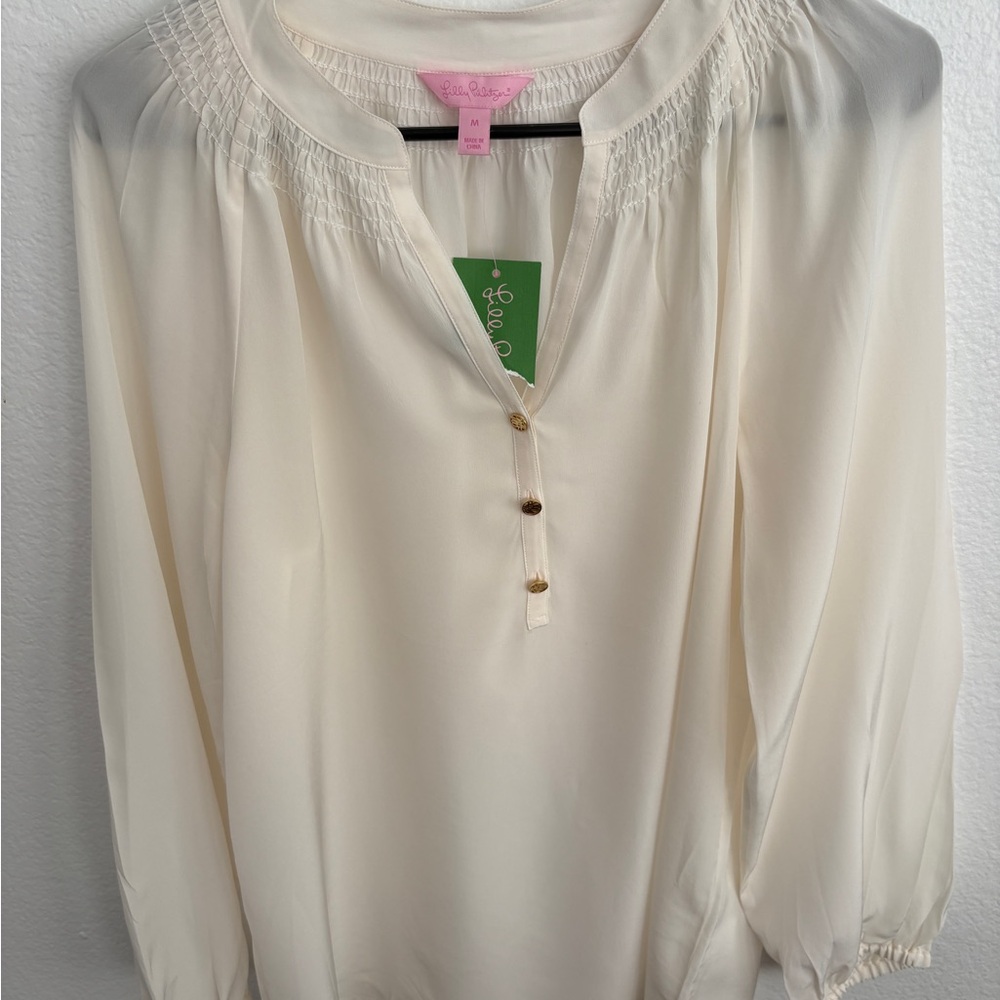Lilly Pulitzer Ivory Elsa Blouse 100% Silk. NWT Size medium